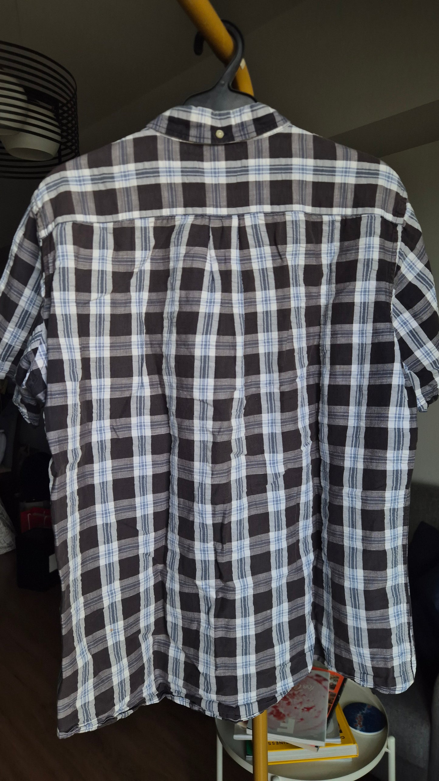 Uniqlo Short Sleeve Polo c/o Thriftwavesph