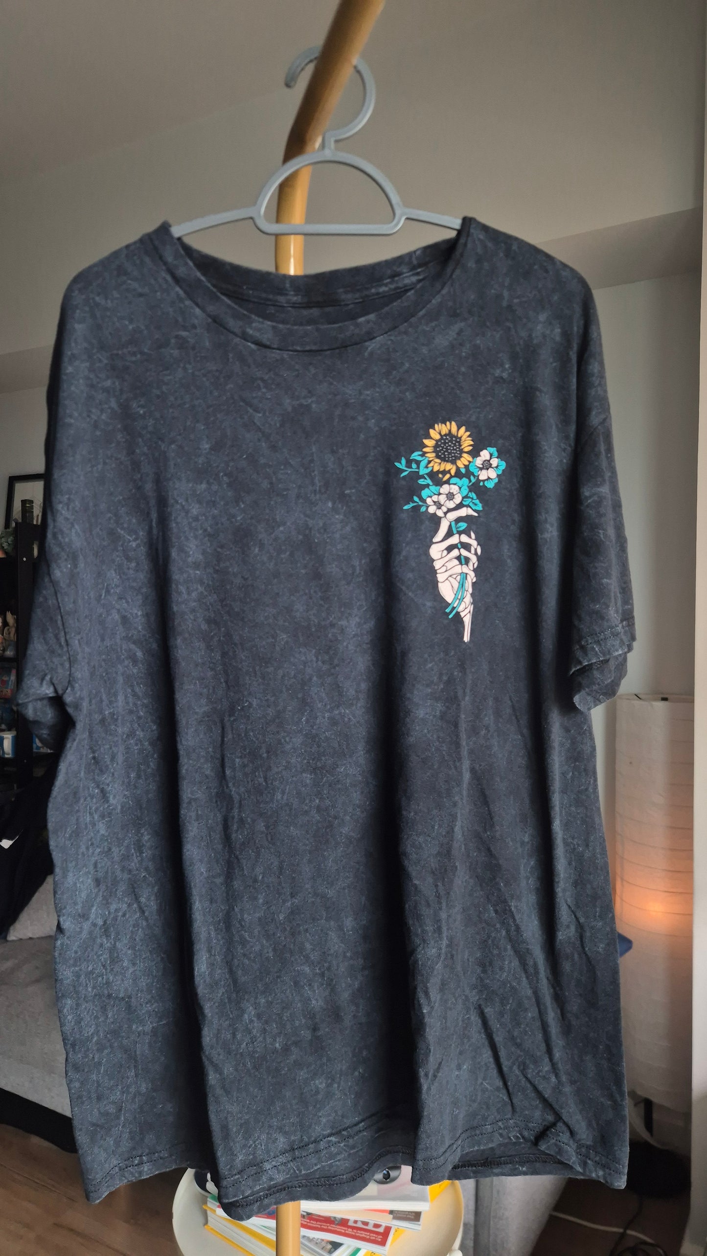 Graphic Tee - Sunflower