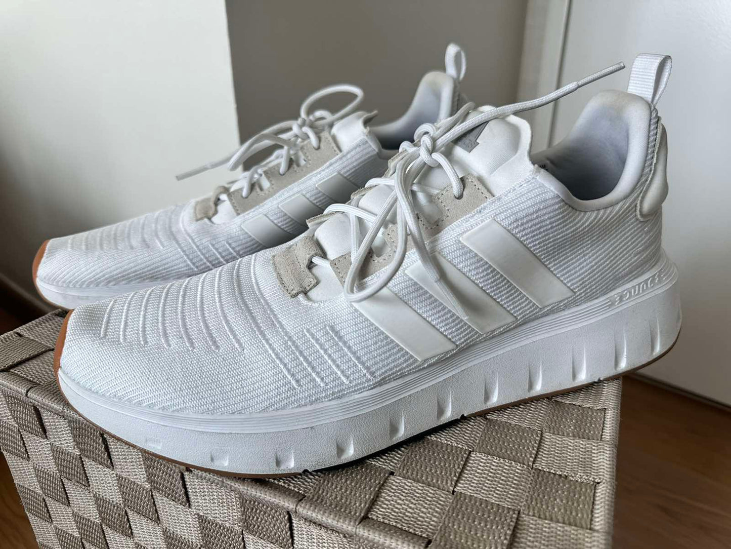 Adidas Questar