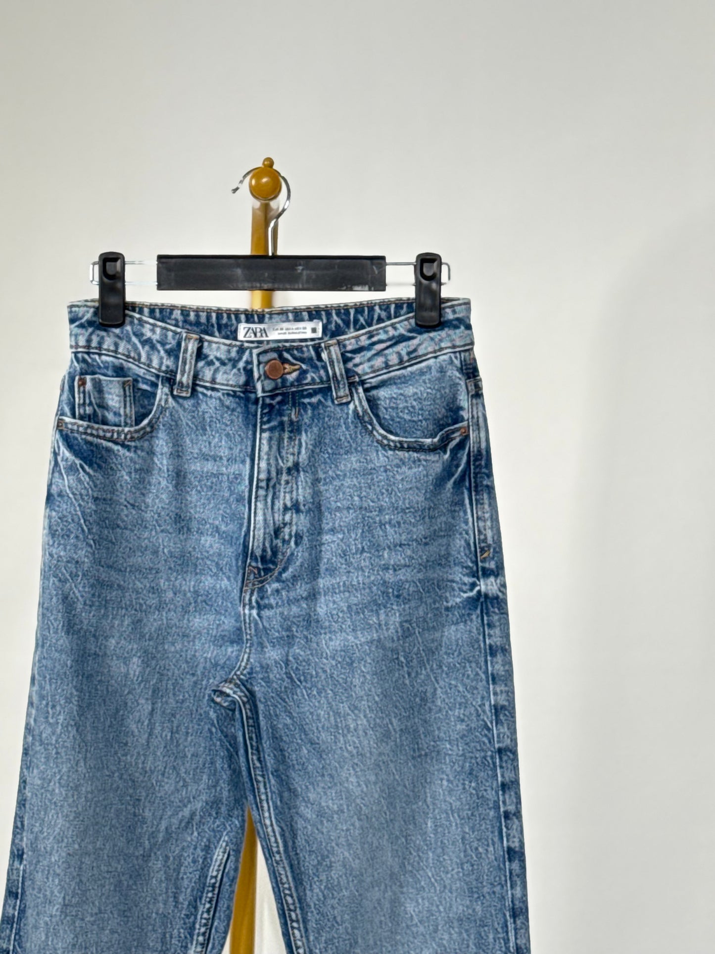 Zara Women's Light Denim Jeans 4