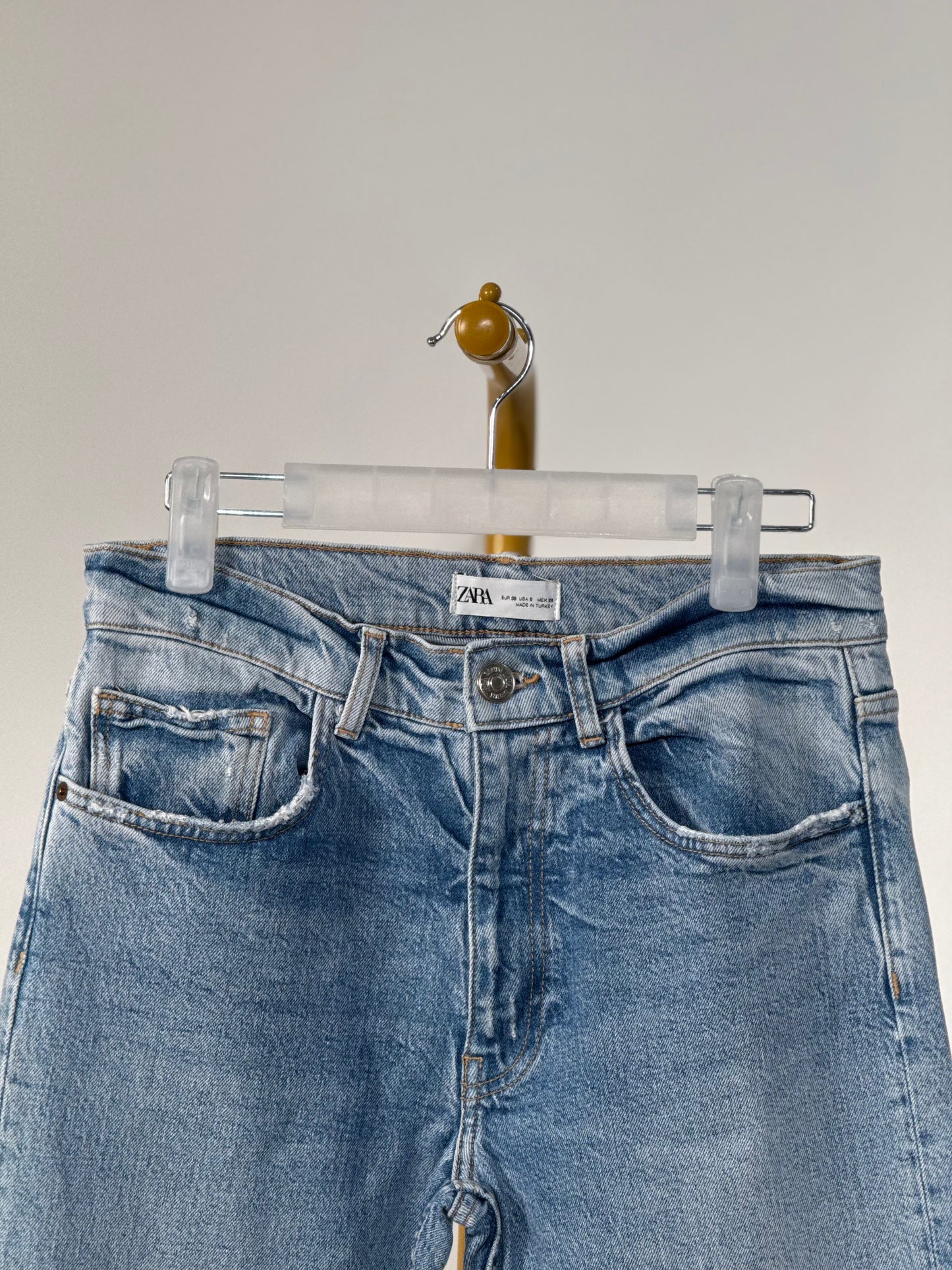 Zara Women's Light Denim Jeans 6